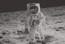 humans returning to the Moon